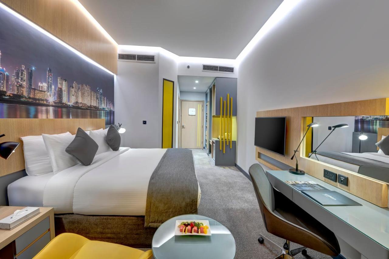 Urban Al Khoory Hotel Дубай Экстерьер фото